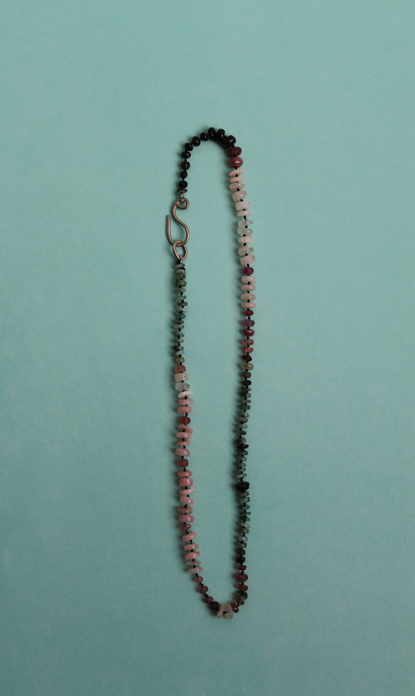 Various stones necklace