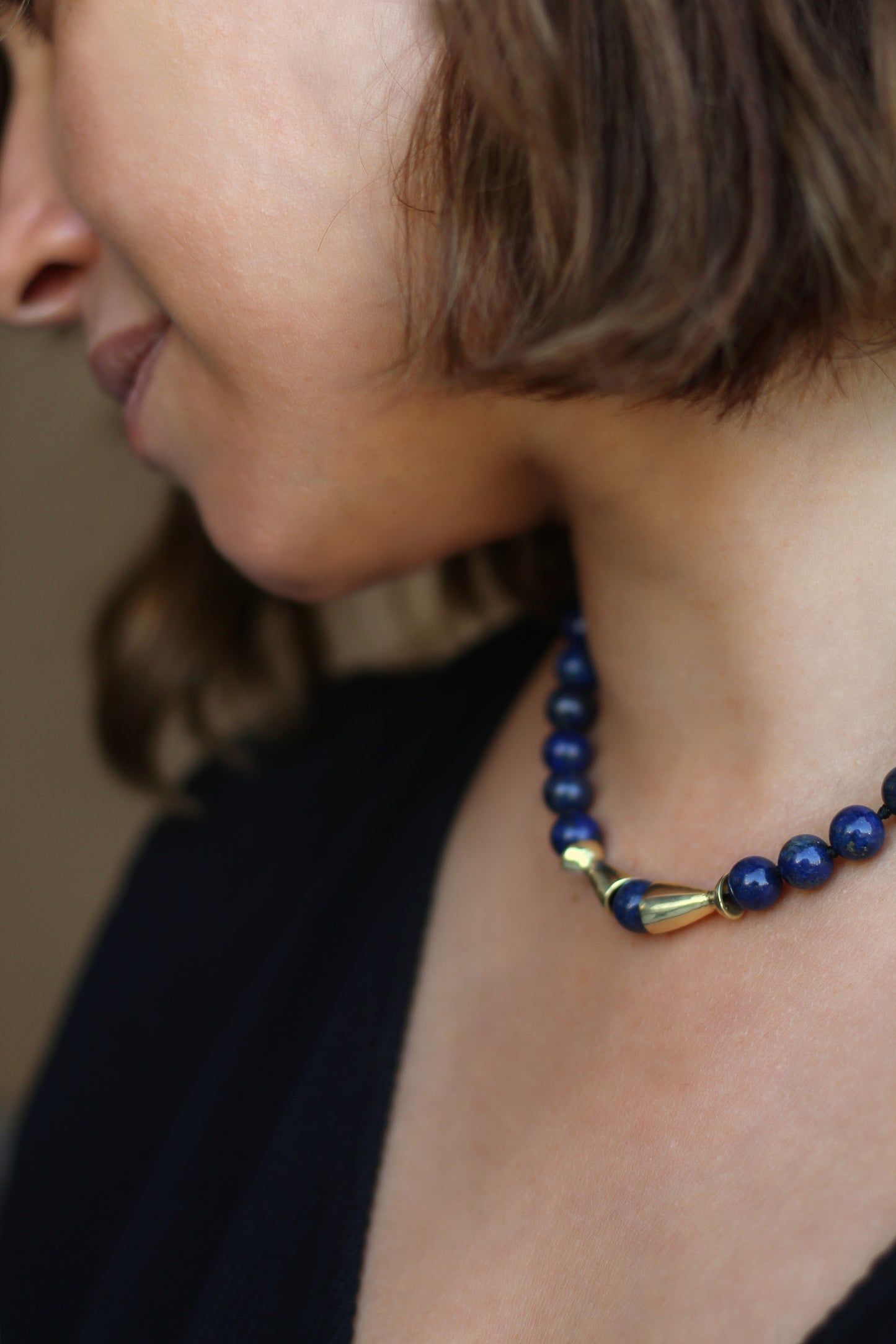 Silver Vase necklace