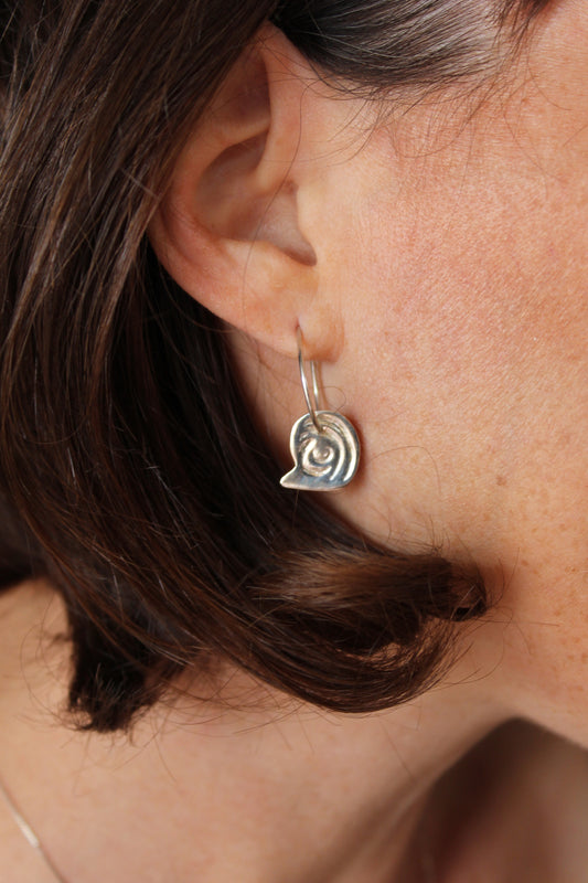 Silver Caracol hoop earrings